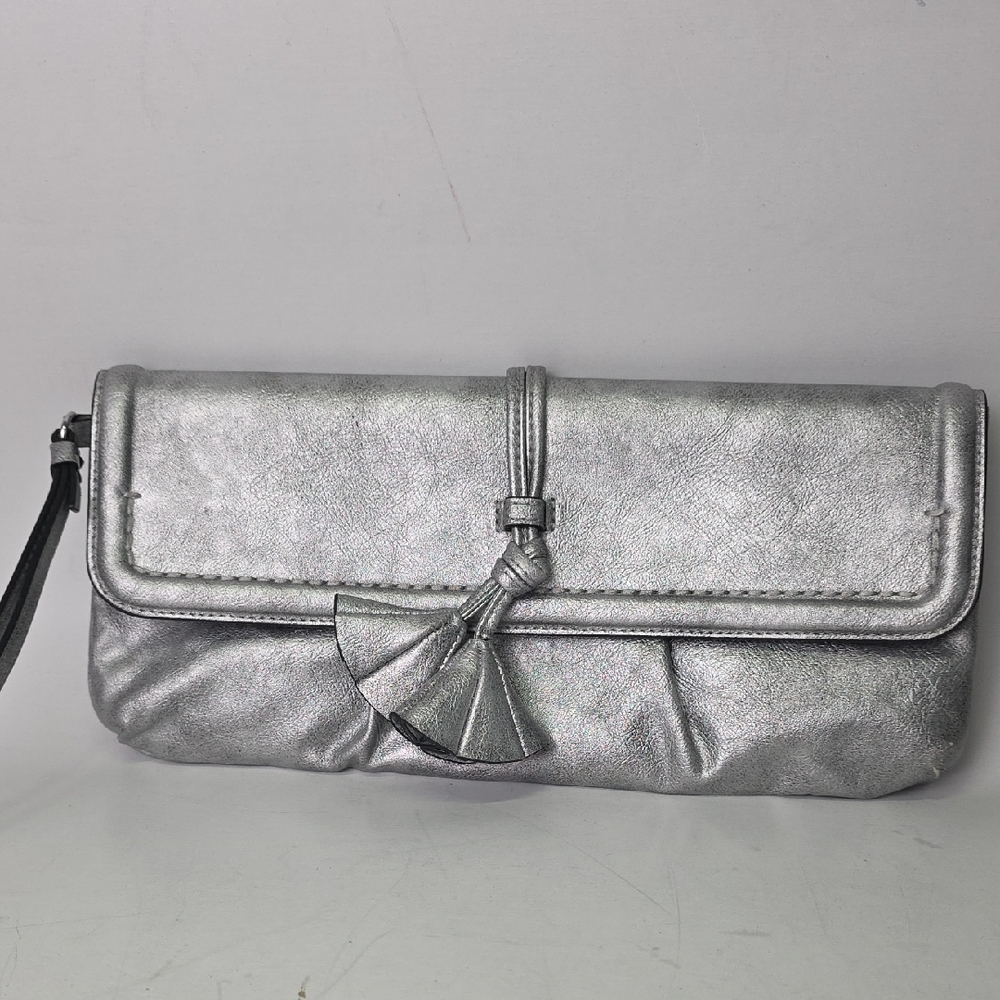 Simply Vera Wang‎ Silver Clutch Bag